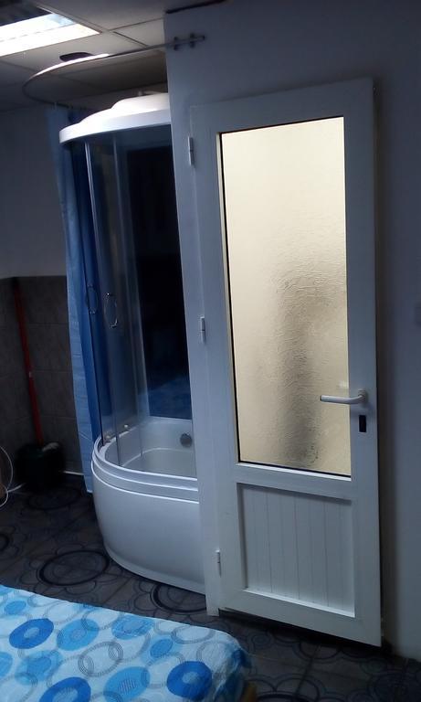 Ferienwohnung Garsoniera Del Dodo Alba Iulia Exterior foto