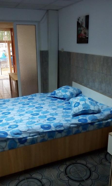 Ferienwohnung Garsoniera Del Dodo Alba Iulia Exterior foto