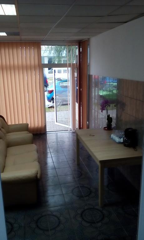 Ferienwohnung Garsoniera Del Dodo Alba Iulia Exterior foto